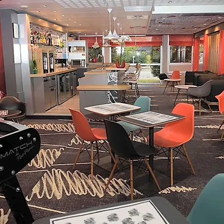 Ibis Gerland Merieux 3*