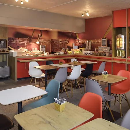 Ibis Gerland Merieux