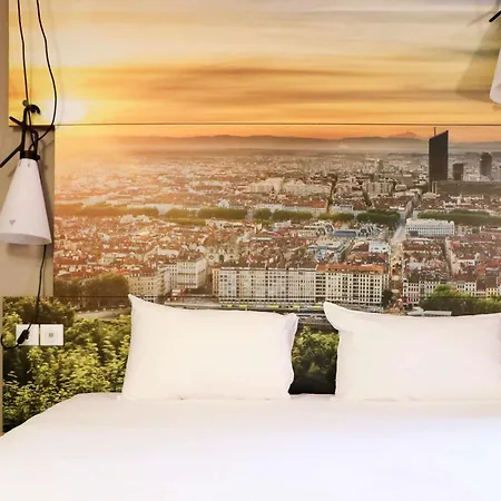 Ibis Gerland Merieux 3*
