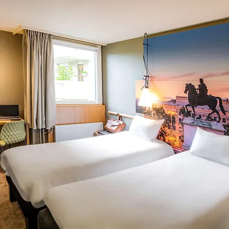 Ibis Gerland Merieux Лион